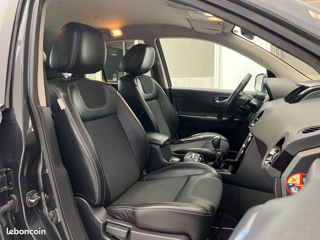 Renault Koleos 2L DCI 175cv 4x4 Bose Edition 2014 (image 8)
