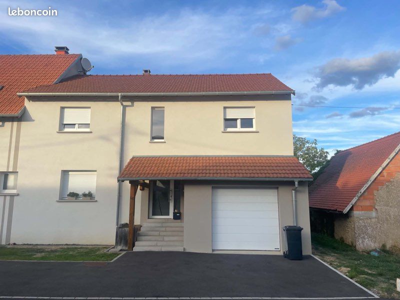 Maison 4 pièces 130 m² · à Gungwiller · 130 m² · 850 €/mois
