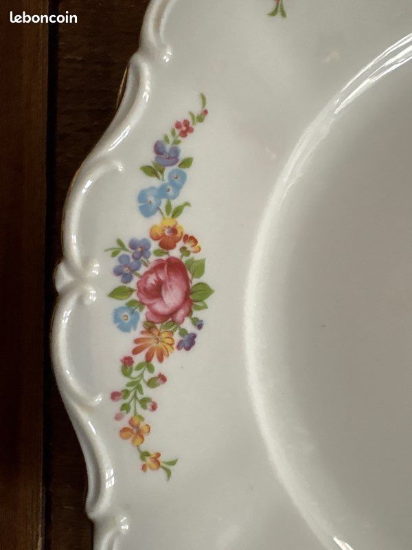 BERNARDAUD LIMOGES ASSIETTES dessert porcelaine décor fleuri B&Co L