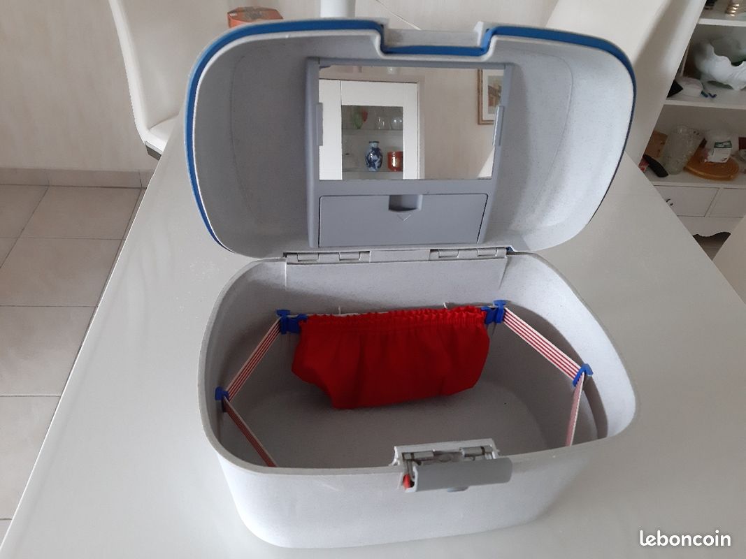 Vend Vanity Case rigide K WAY (image 2)
