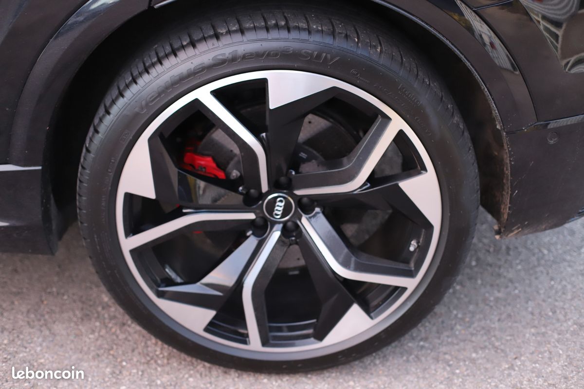 AUDI RS Q8 Tiptronic 8 quattro (image 11)