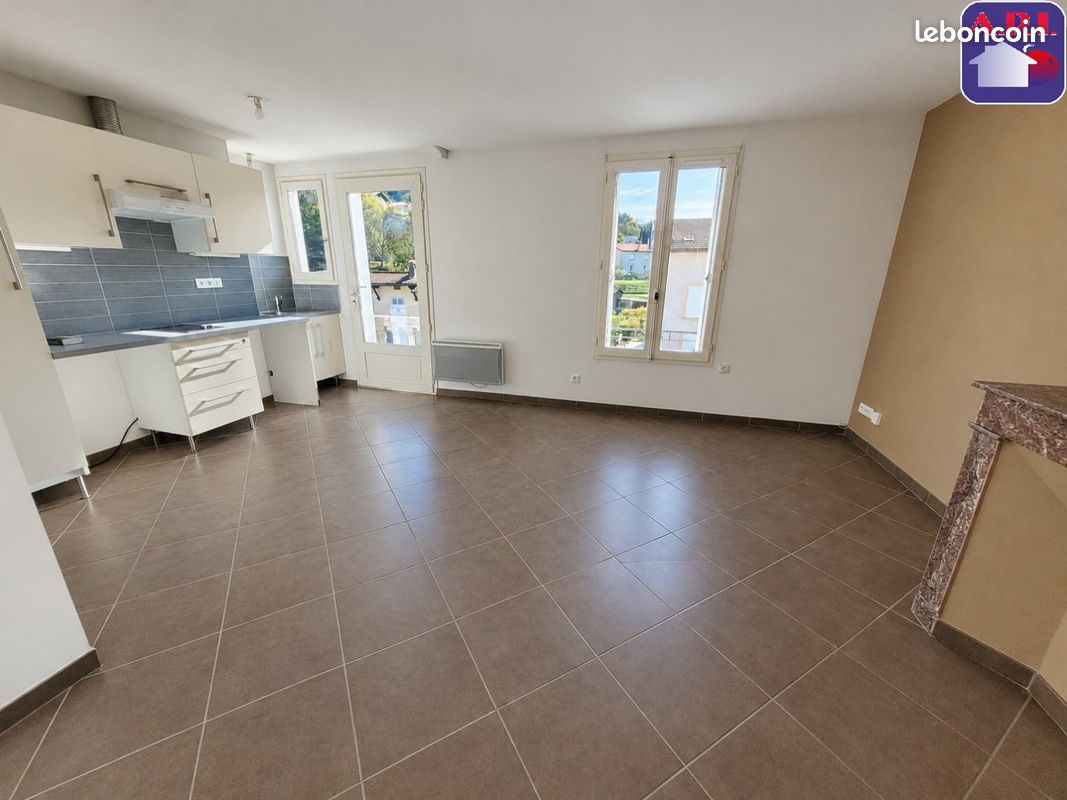 Appartement 2 pièces 38 m² · à Saint-Girons · 38 m² · 410 €/mois