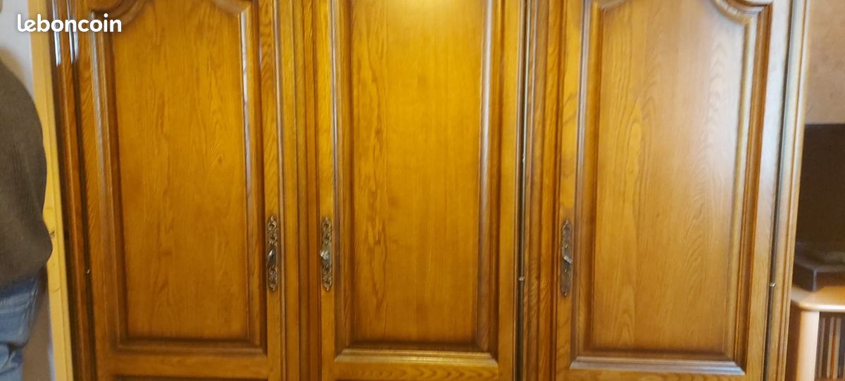 Vend ensemble lit + armoire +tables de chevet (image 8)
