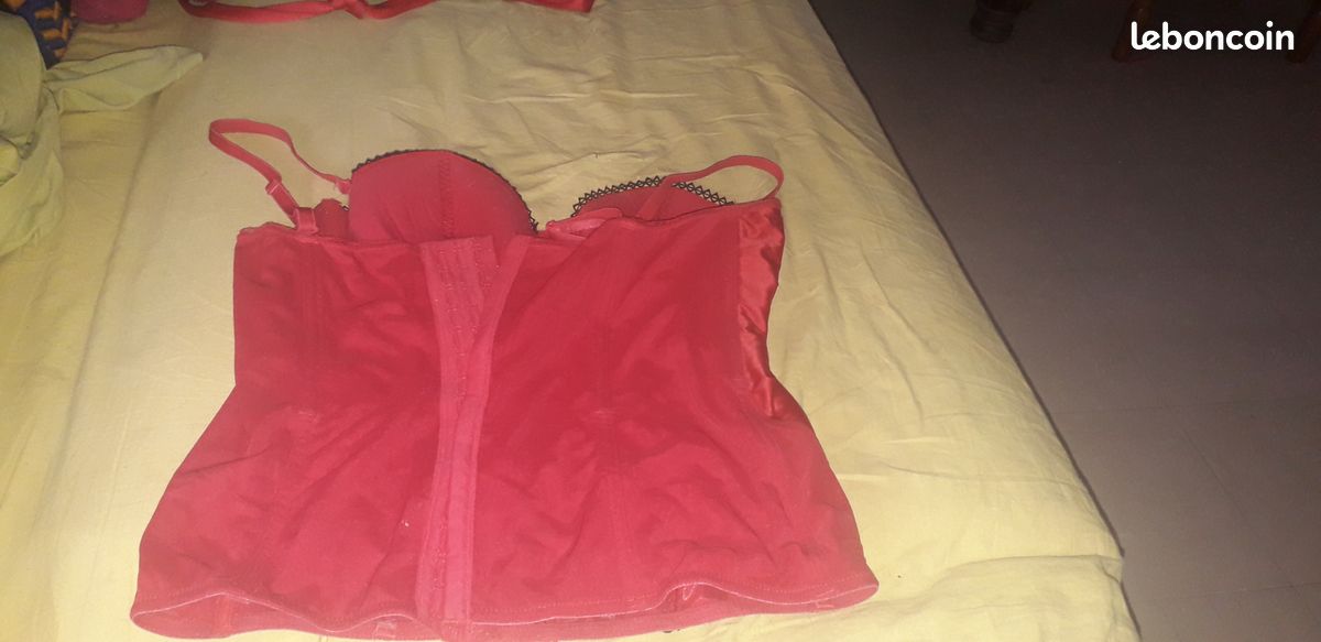 Vends soutien gorge (image 2)