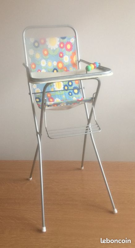 Chaise haute pour poupée (image 1)