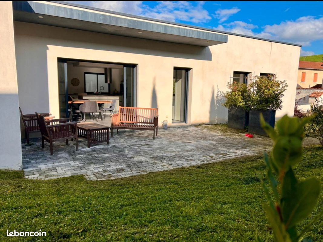 Maison 4 pièces 114 m² · à Cublize · 114 m² · 279 000 €
