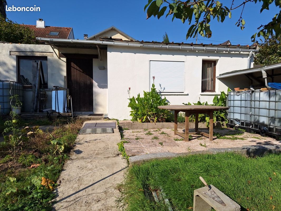 Appartement 1 pièce 21 m² · à Osny · 21 m² · 600 €/mois