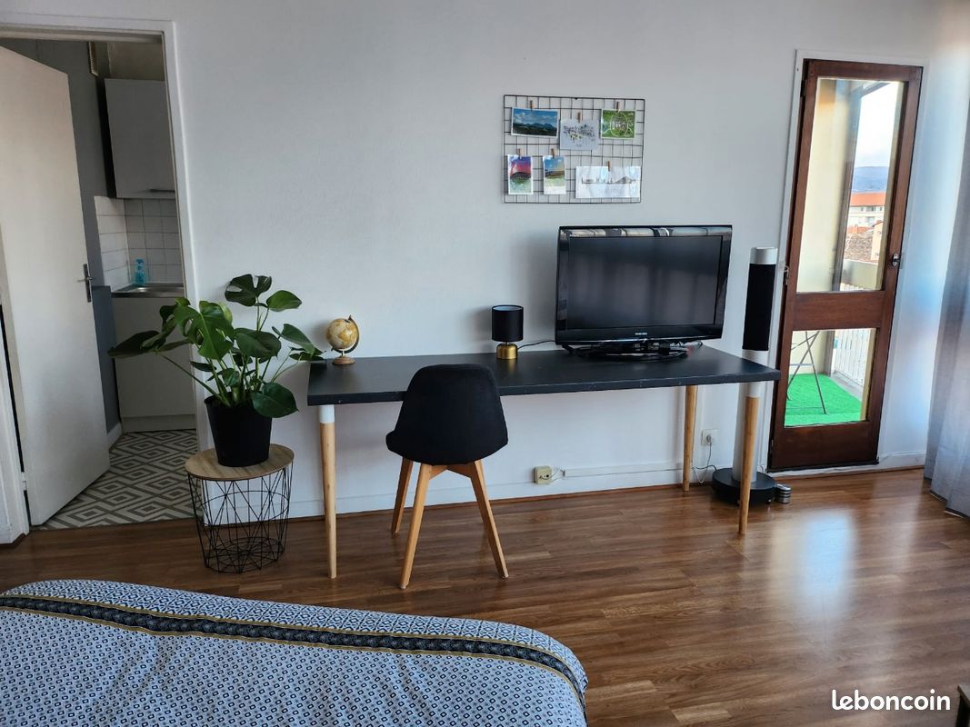 Appartement 1 pièce 34 m² · à Clermont-Ferrand · 34 m² · 570 €