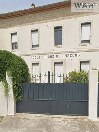 https://img.leboncoin.fr/api/v1/lbcpb1/images/30/81/31/3081319cd3a8d30c0c476b5fa62f2c3f168ba349.jpg?rule=ad-image
