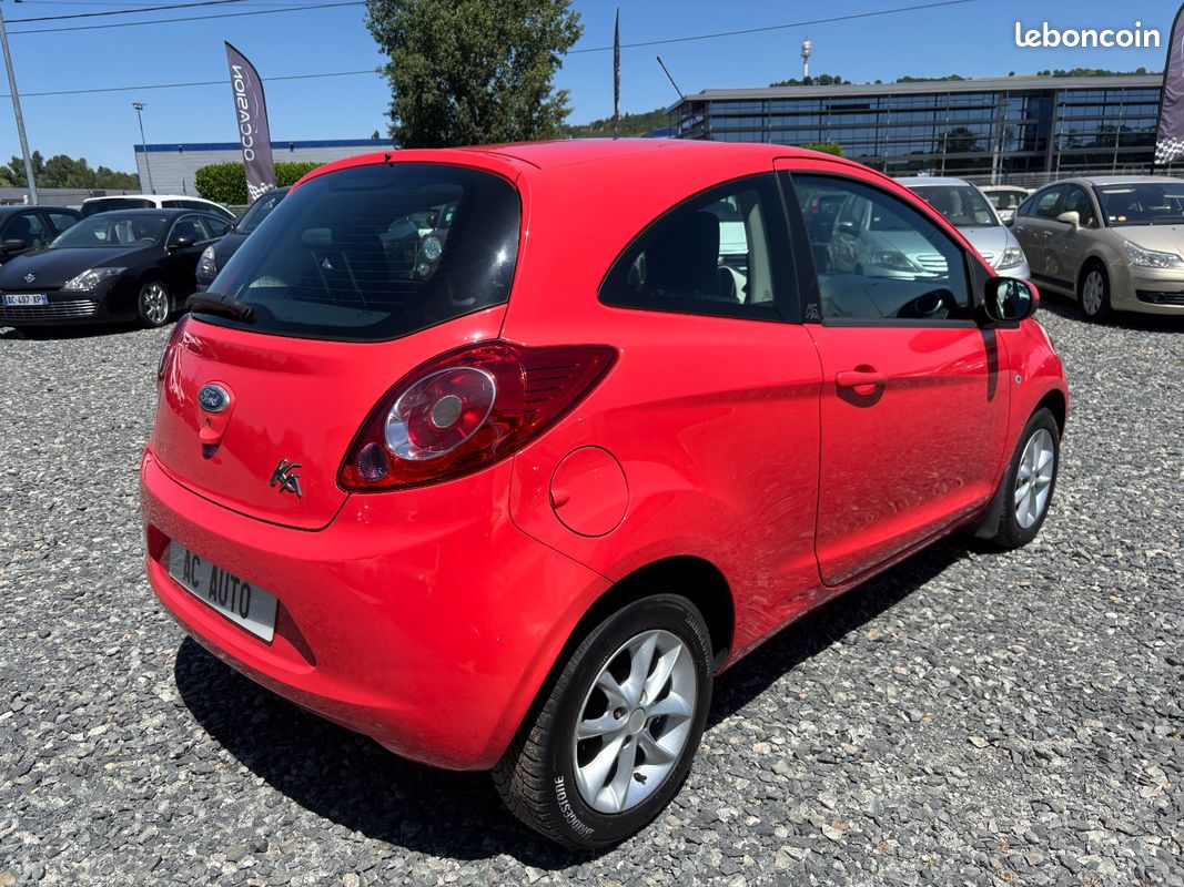 FORD KA 1.2 69 CH Titanium (image 4)