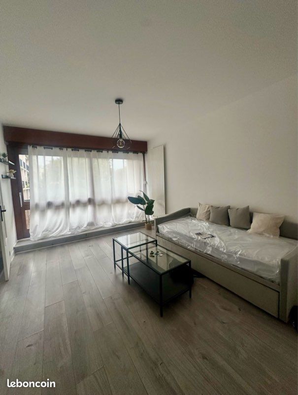 Appartement 1 pièce 31 m² · au Plessis-Robinson · 31 m² · 940 €/mois