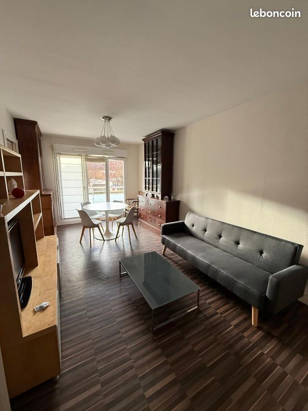Appartement 3 pièces 62 m² · à Villejuif · 62 m² · 1 350 €
