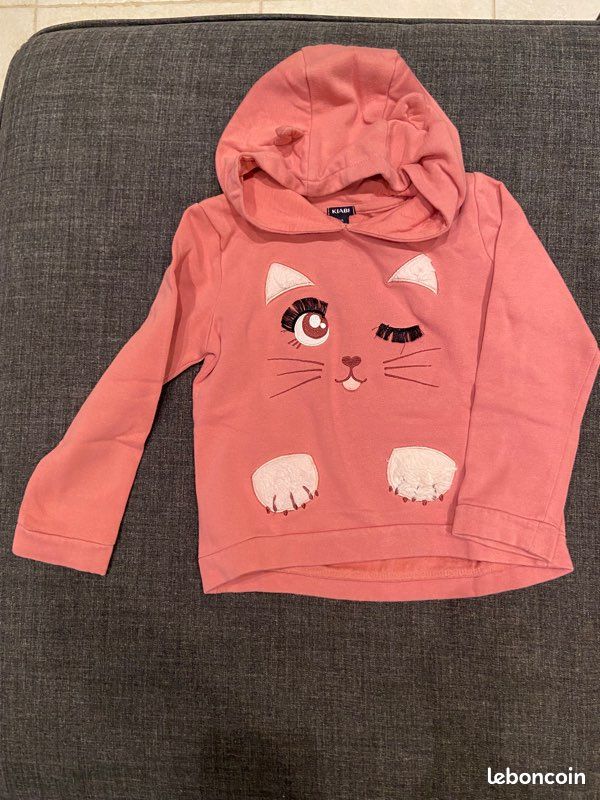 Sweat kiabi 6 ans (image 1)