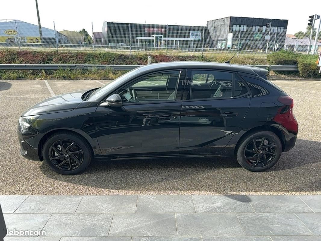 Opel Corsa VI 1.2 Turbo 100ch GS (image 8)
