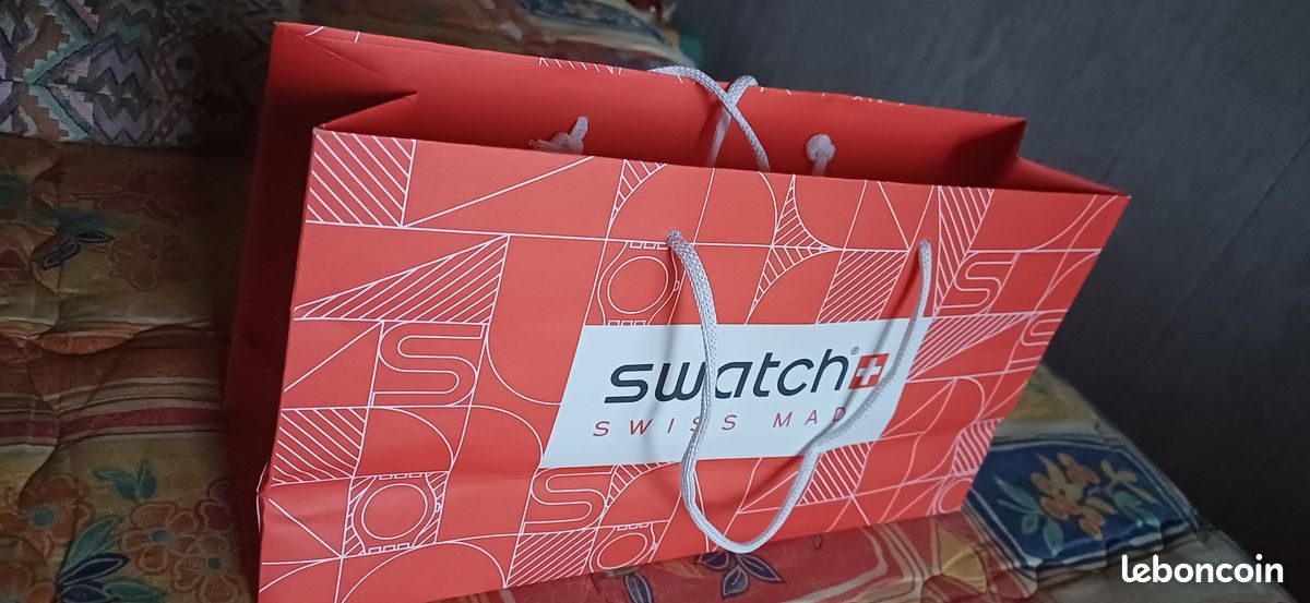 Pochette sac Swatch rouge (image 2)
