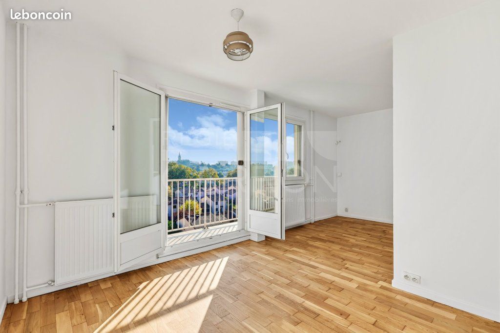 Appartement 2 pièces 49 m² · à Rillieux-la-Pape · 49 m² · 150 000 €