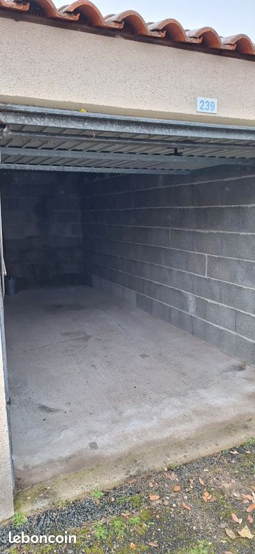 Rare garage centre bourg st jean de monts · à Saint-Jean-de-Monts · 24 000 €