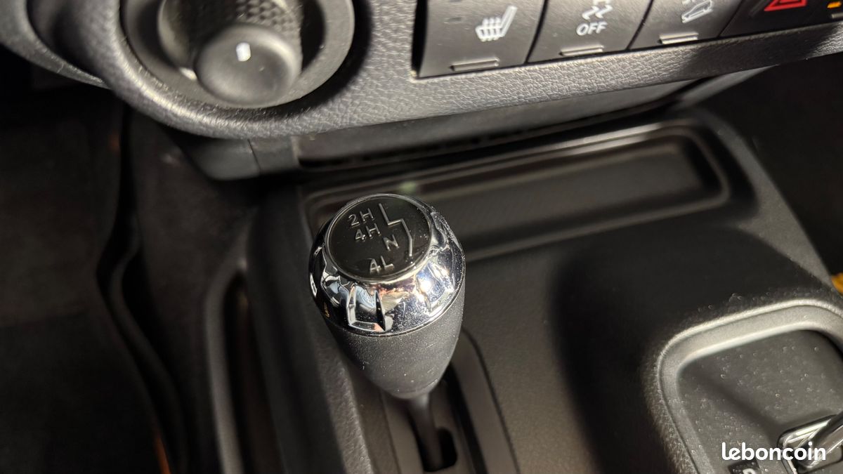 JEEP WRANGLER 2.8 CRD 200ch ARCTIC AWD BVA - CARPLAY - HARDTOP (image 29)