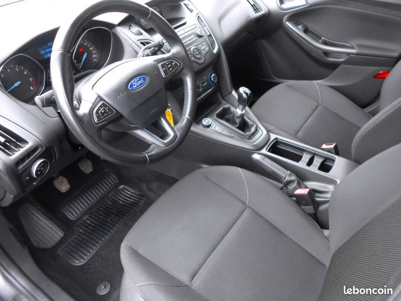 Ford FOCUS SW 1.0 ECOBOOST 125CH STOP&START TREND (image 6)