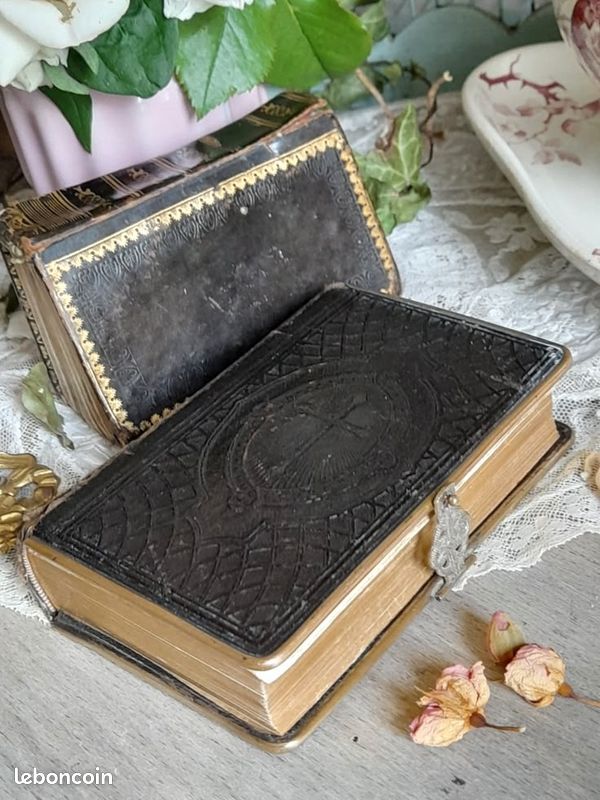 Lot de 2 petits livres anciens cuir fermoir XIXème (image 8)