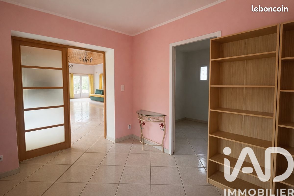 Propriété 11 pièces 254 m² (image 6)