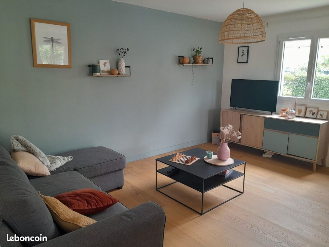 Maison 6 pièces 87 m² · à La Buisse · 87 m² · 1 370 €/mois