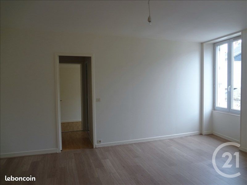 Appartement 2 pièces 50 m² · à Issoudun · 50 m² · 320 €/mois
