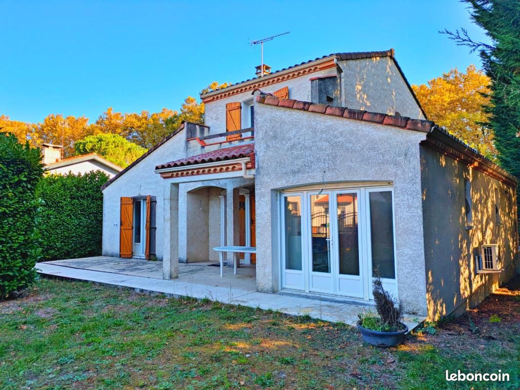 Maison 5 pièces 125 m² · à Castres · 125 m² · 209 000 €
