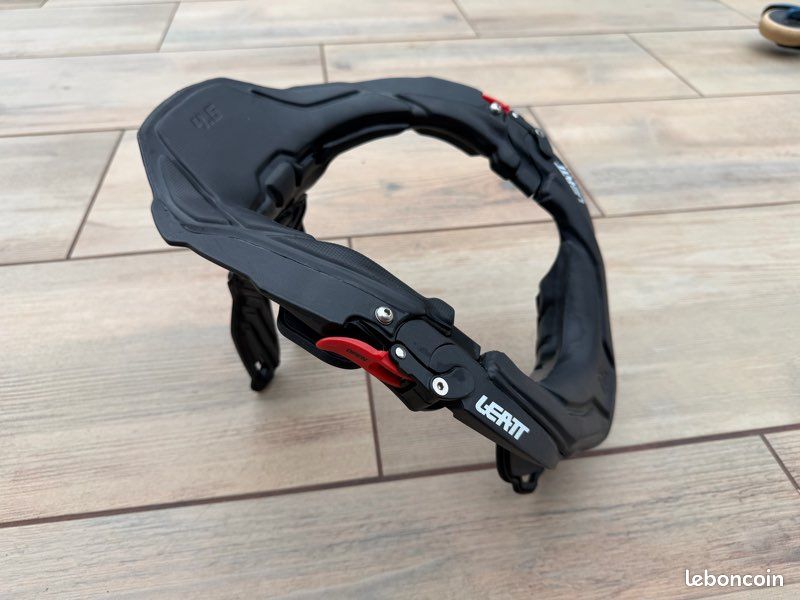 Leatt Brace 4.5 protection cervicale motocross (image 1)