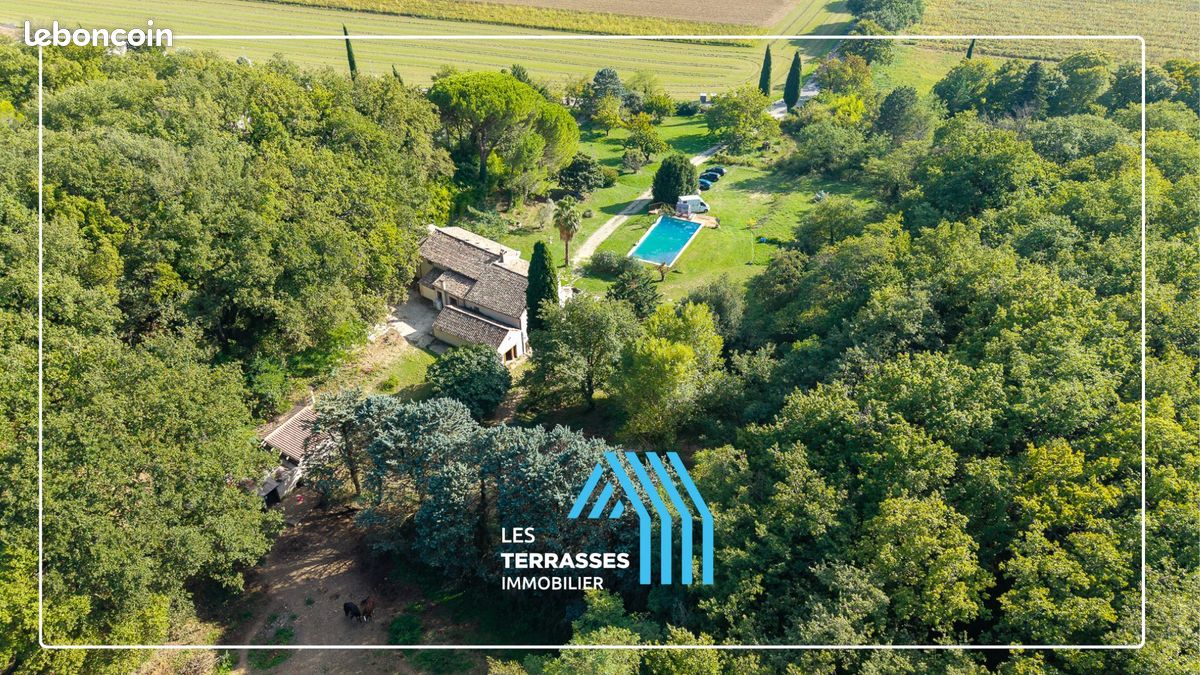 Maison 10 pièces 370 m² · à Montélimar · 370 m² · 599 000 €
