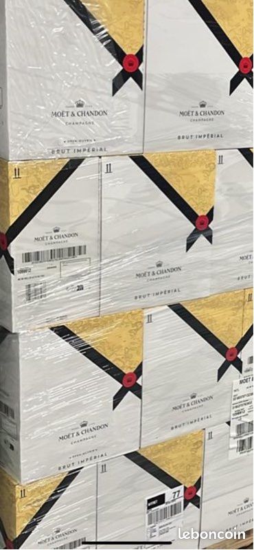 Carton de champagne moet (image 1)