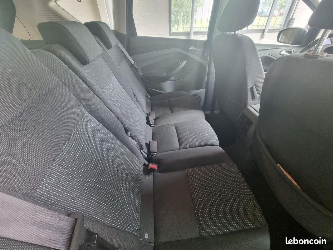 Ford c-max 1.6 tdci 95 edition (image 22)