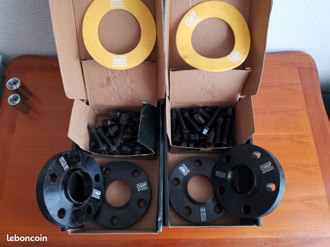VEVOR Élargisseur De Voie Entretoise De Roue 4PCs 32 Mm 152x63,5 Mm 6 Boulons | VEVOR FR
