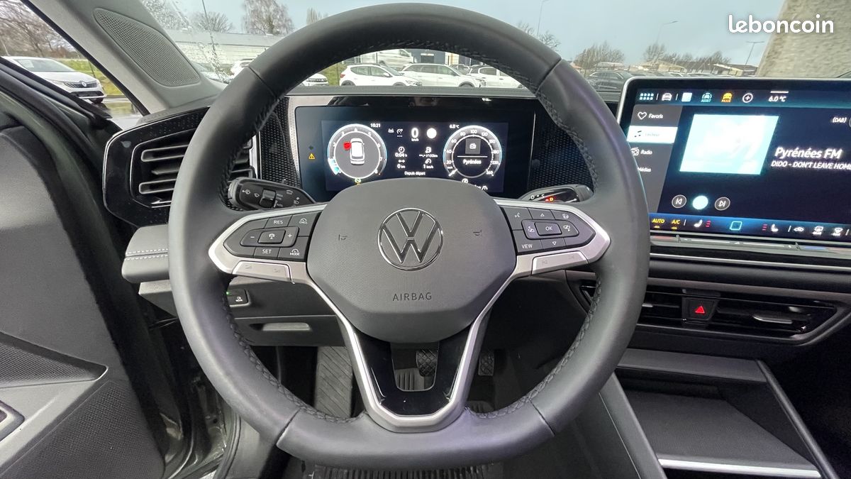 Volkswagen TIGUAN 1.5 ETSI 150CH LIFE PLUS DSG7 (image 11)