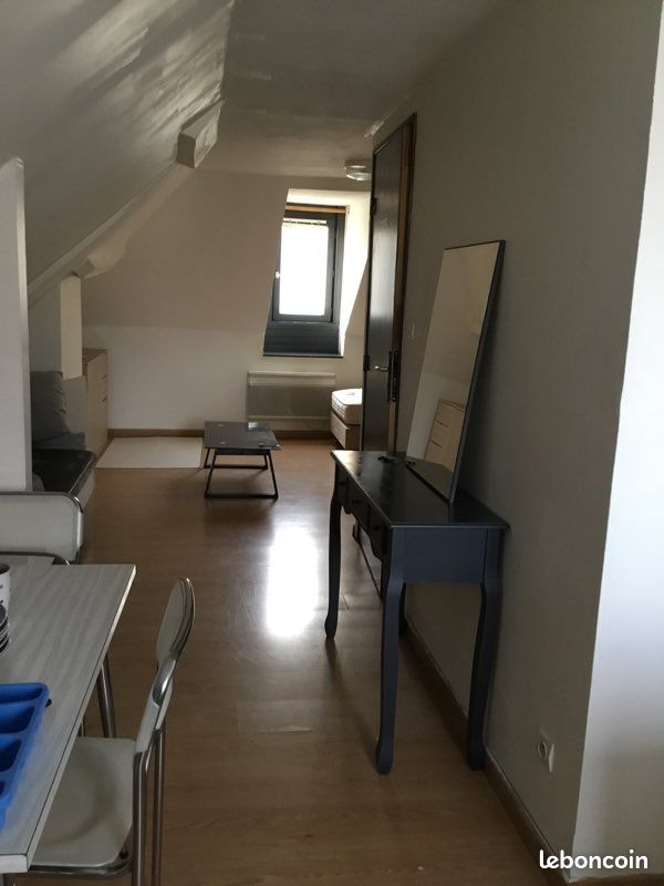 Appartement 1 pièce 27 m² · à Valenciennes · 27 m² · 410 €