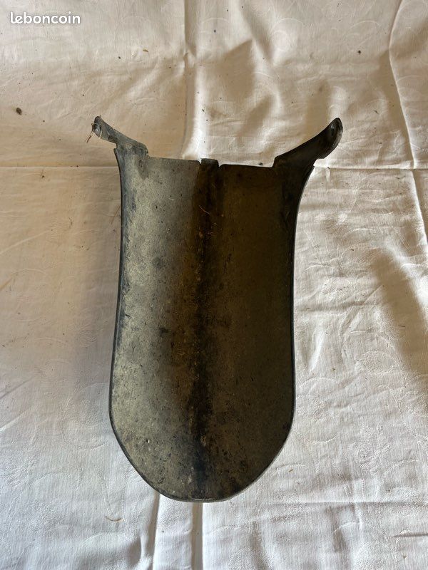 Garde boue arrière RS 125 (image 2)