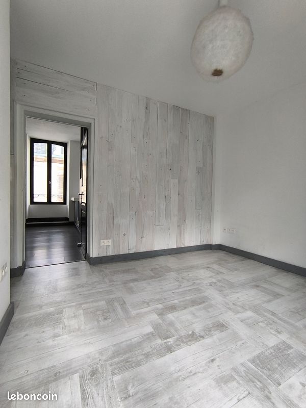 Appartement 5 pièces 100 m² · à La Flèche · 100 m² · 750 €/mois