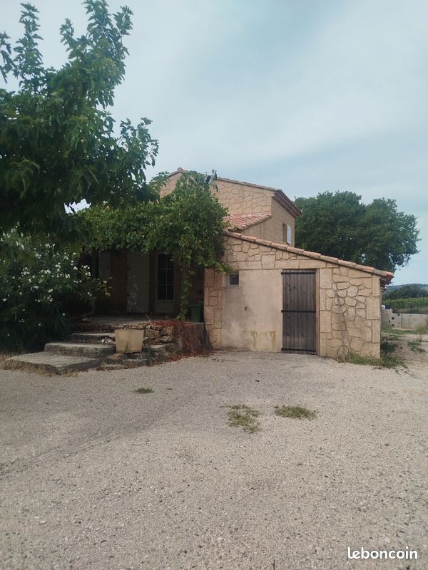 Maison 6 pièces 100 m² · à Bédoin · 100 m² · 1 100 €/mois