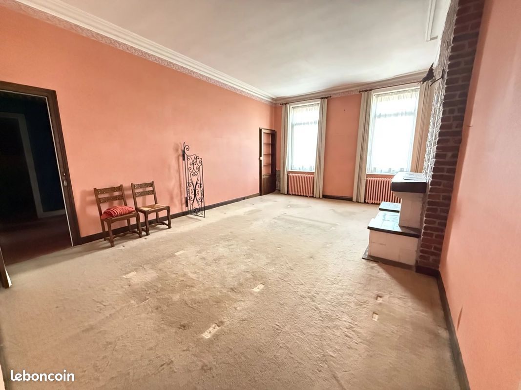 Appartement 4 pièces 119 m² · à Roubaix · 119 m² · 125 000 €