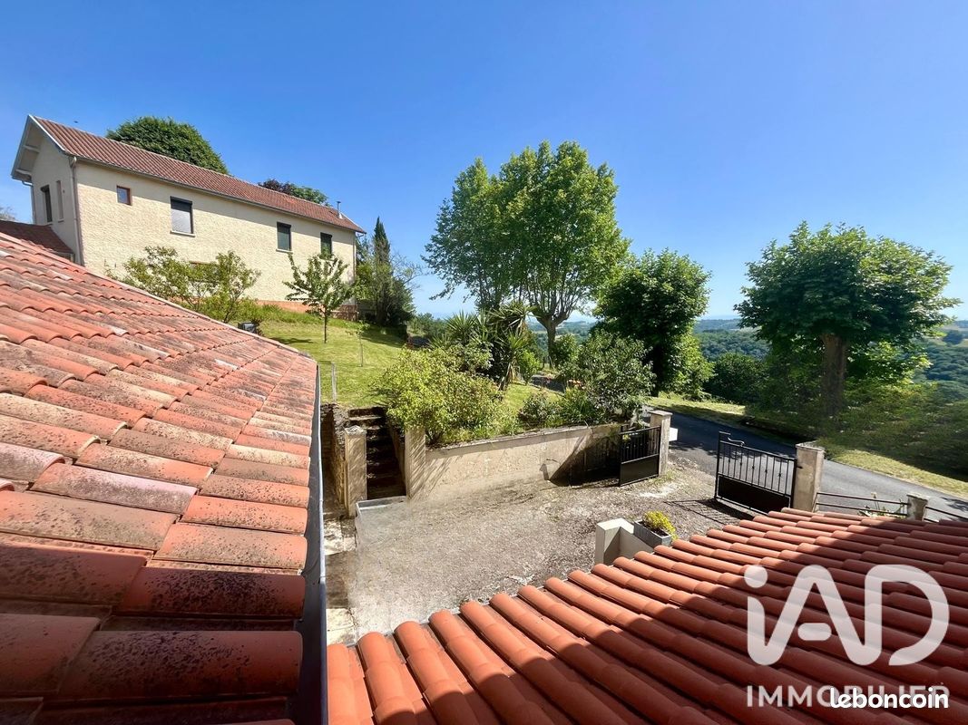 Maison 7 pièces 157 m² · à Orthez · 157 m² · 230 000 €