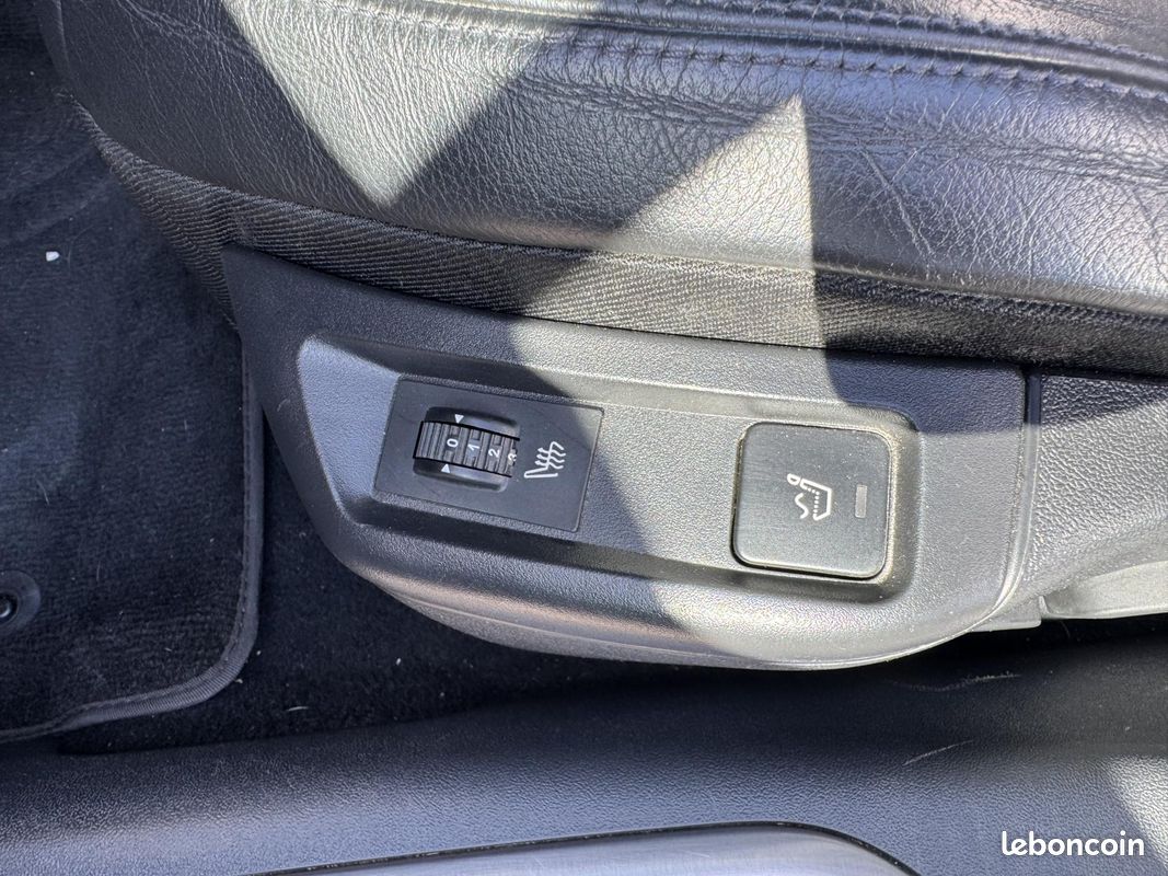 CITROEN C5 2.7 V6 HDi 24V BVA Exclusive (image 29)