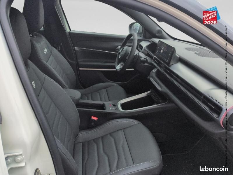 Jeep Avenger 1.2 Turbo T3 110ch MHEV Summit BVR6 eHybrid (image 5)