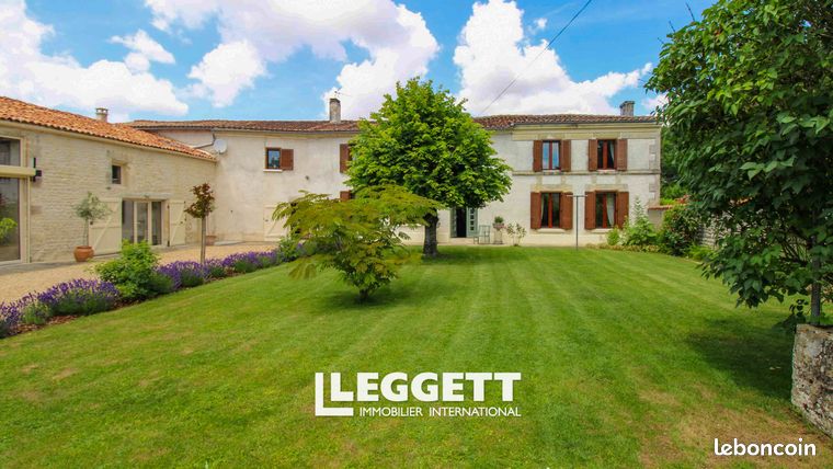 Maison 12 pièces 469 m²