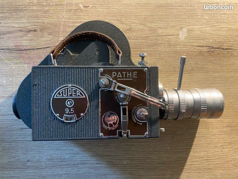 Caméra Pathé WEBO Type A - Format 9,5 Mm - Collection Cinéma Vintage