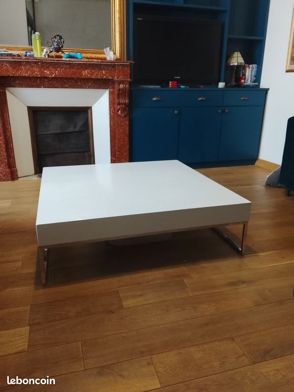 Table basse design laque (image 3)