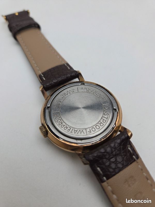 Montre Bracelet Mécanique Ancienne Mardor Pour Adulte, Modèle Rétro Sans Marque, état D'usage