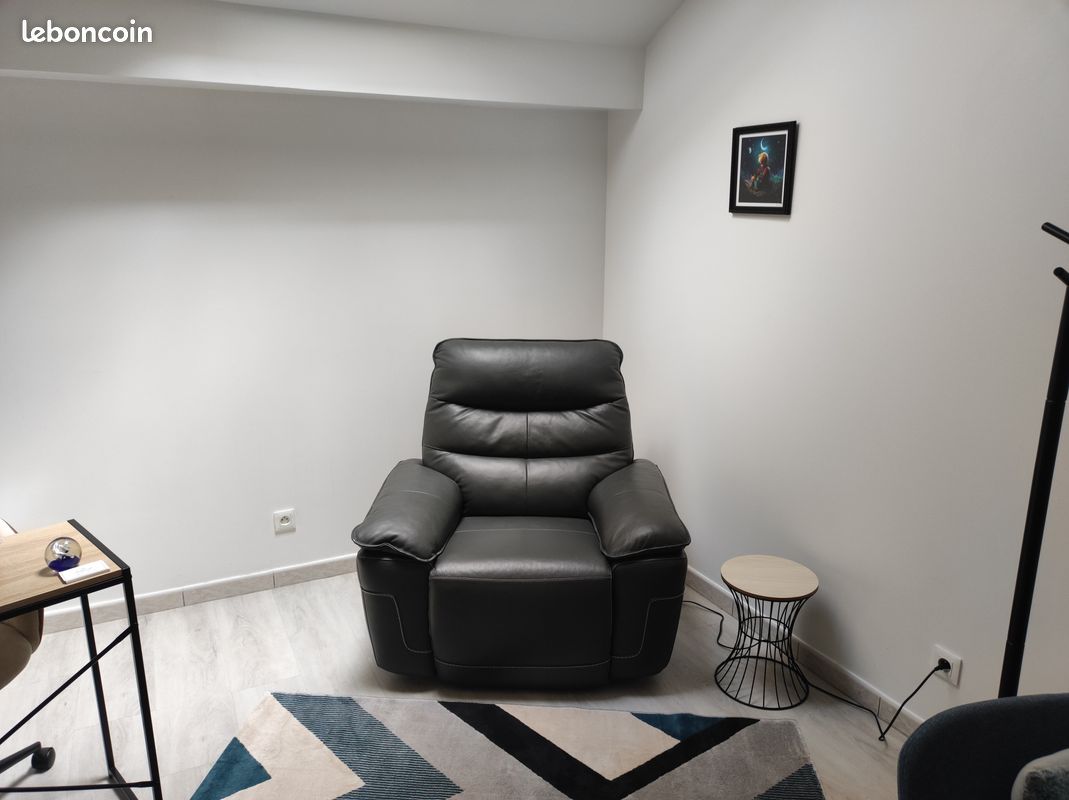 Local 14 m² Chantilly (image 2)