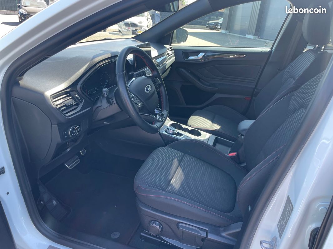 Ford focus 1.0 ecoboost 125ch st-line bva (image 3)