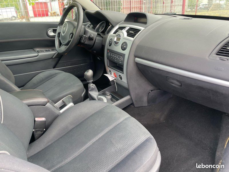 RENAULT Megane II Coupé Cabriolet 1.5 dCi 106 cv (image 5)