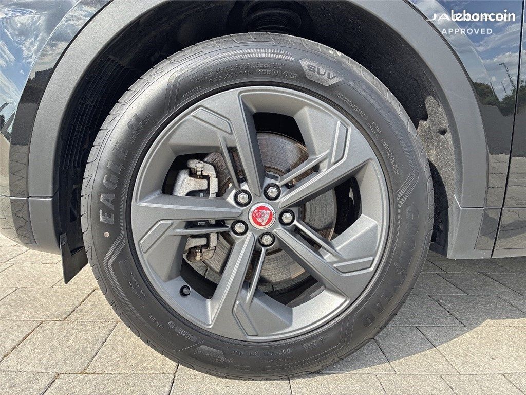 Jaguar E-PACE P300E CH PHEV AWD BVA R-Dynamic SE (image 9)